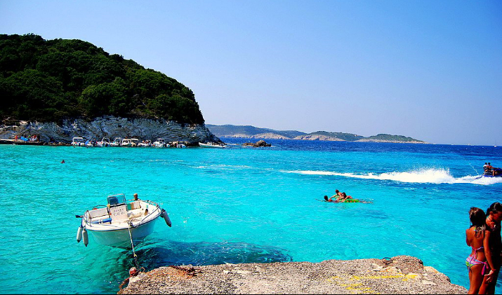  Antipaksos, Voutoumi 